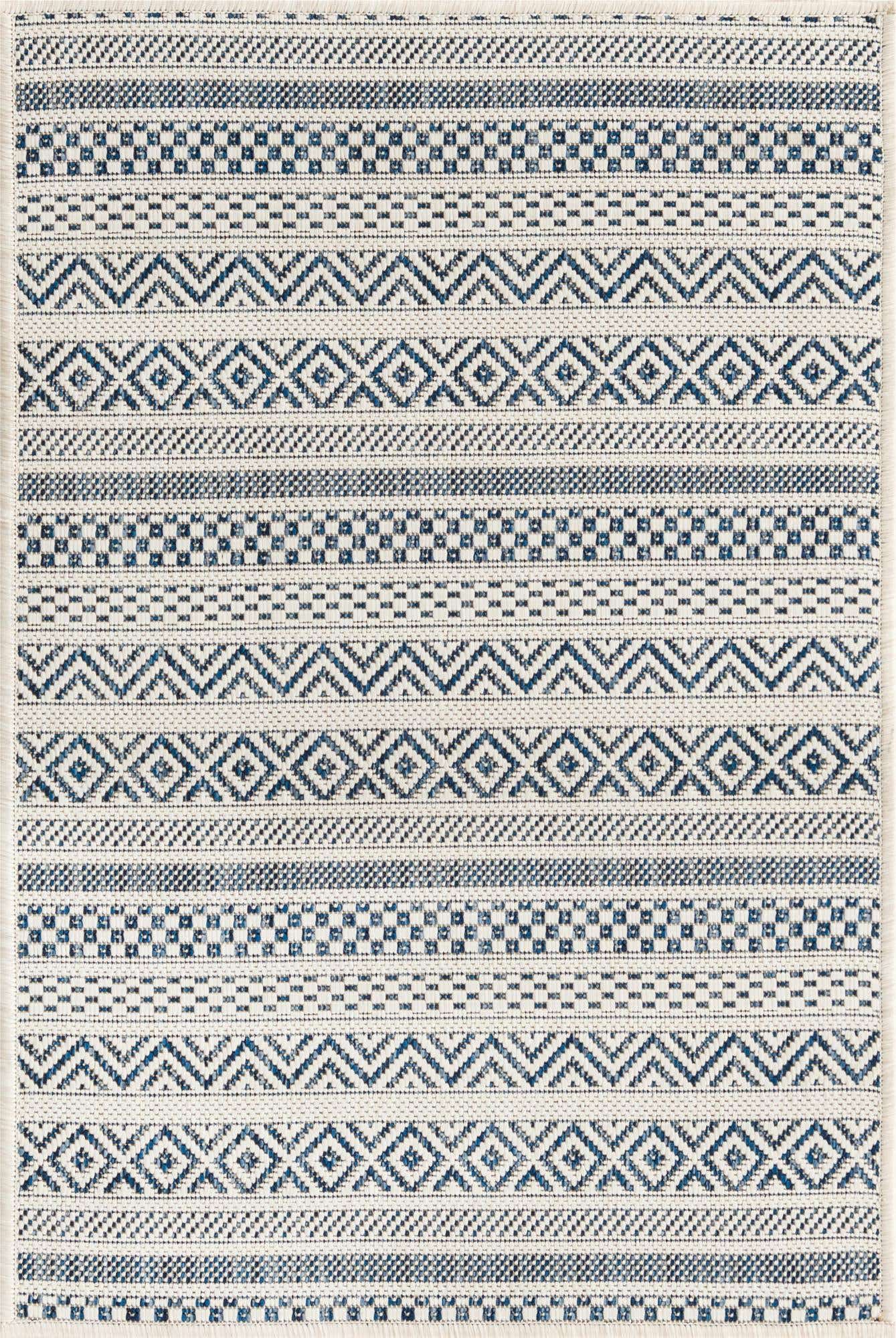 2' x 3' Easy-Clean Striped Indoor / Outdoor Rug