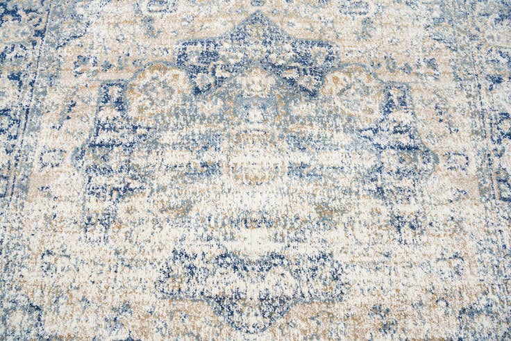 Detail image of 5' 3 x 7' 6 Palazzo Rug