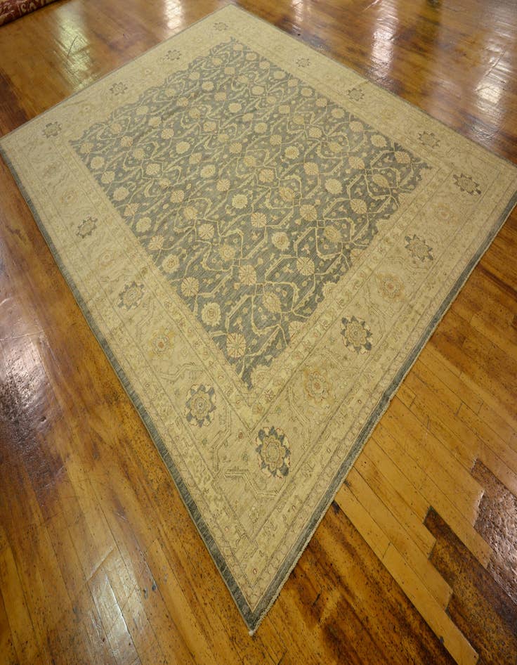 Detail image of 11' 9 x 15' Hand Knotted Peshawar Ziegler Oriental Rug