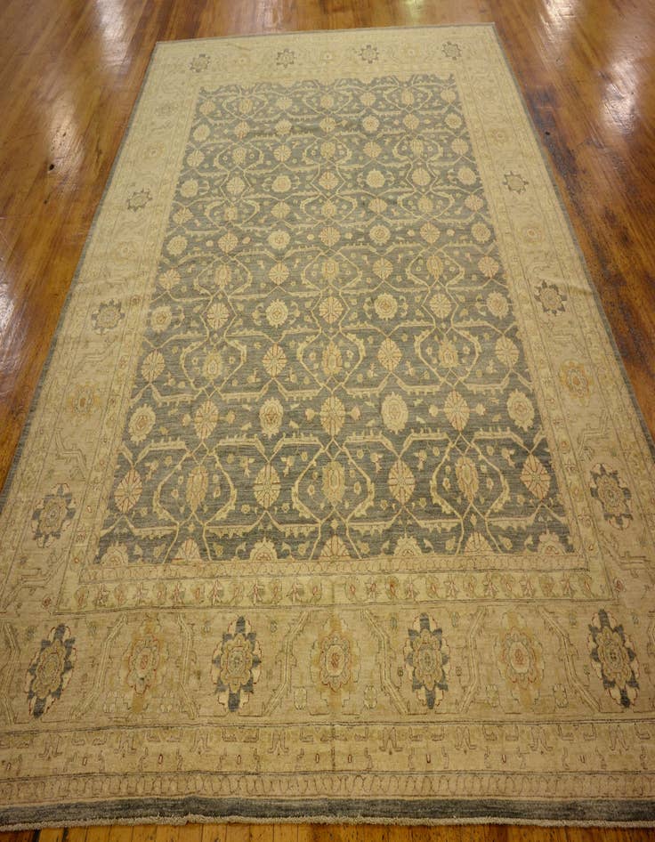 Detail image of 11' 9 x 15' Hand Knotted Peshawar Ziegler Oriental Rug