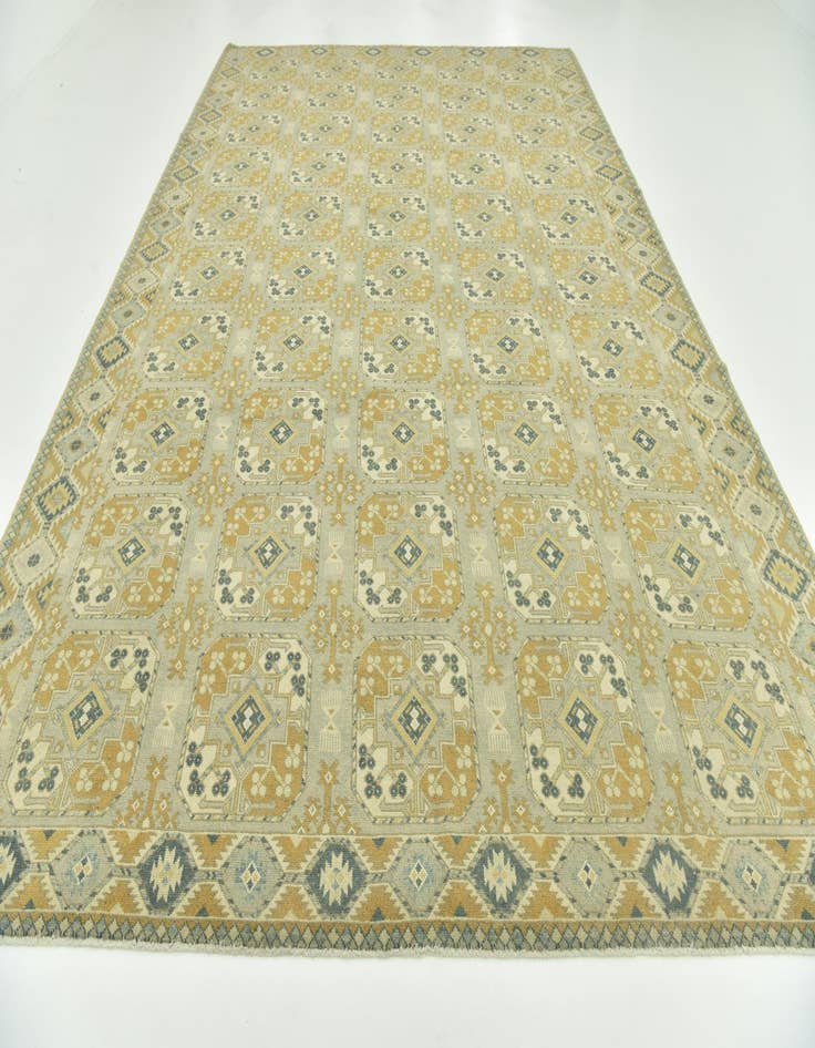 Detail image of 10' 2 x 15' Hand Knotted Peshawar Ziegler Wool Rug