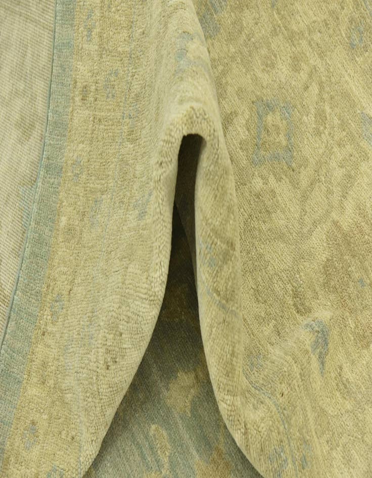 Detail image of 11' 10 x 18'  Hand Knotted Peshawar Ziegler Rug