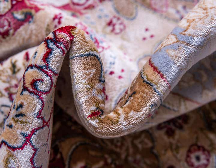 5' x 7' 5 Qom Bamboo Silk Rug