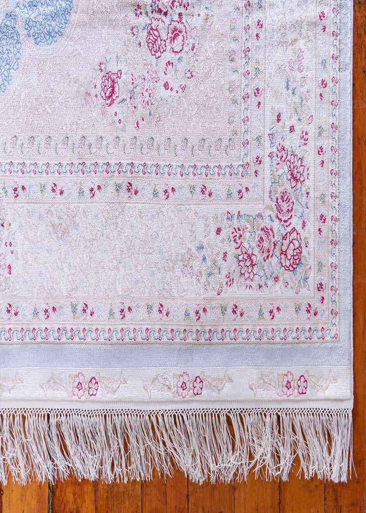 5' x 7' 5 Qom Bamboo Silk Rug
