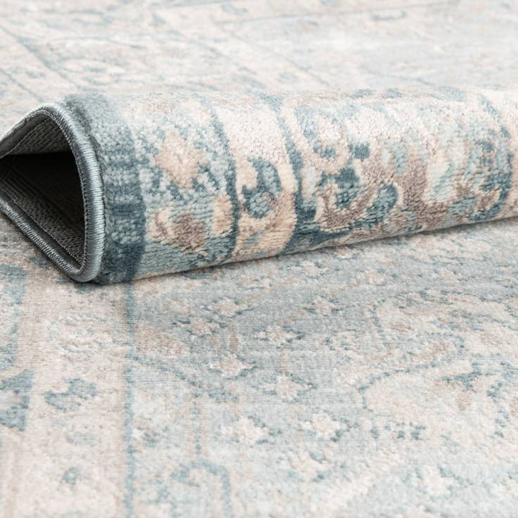 Detail image of 160cm x 230cm Restoration Alfombra