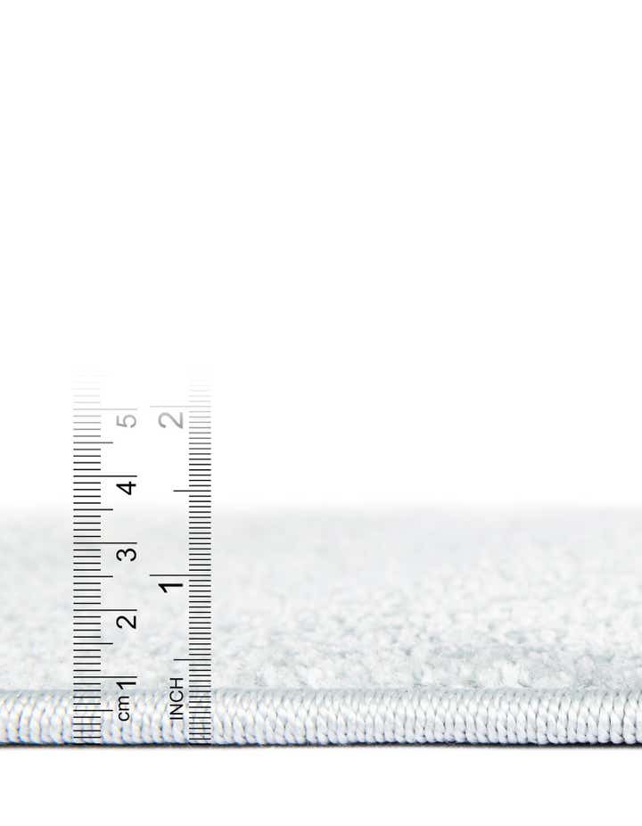 6' x 9' Easy-Clean Sabrina Soto Indoor / Outdoor Rug