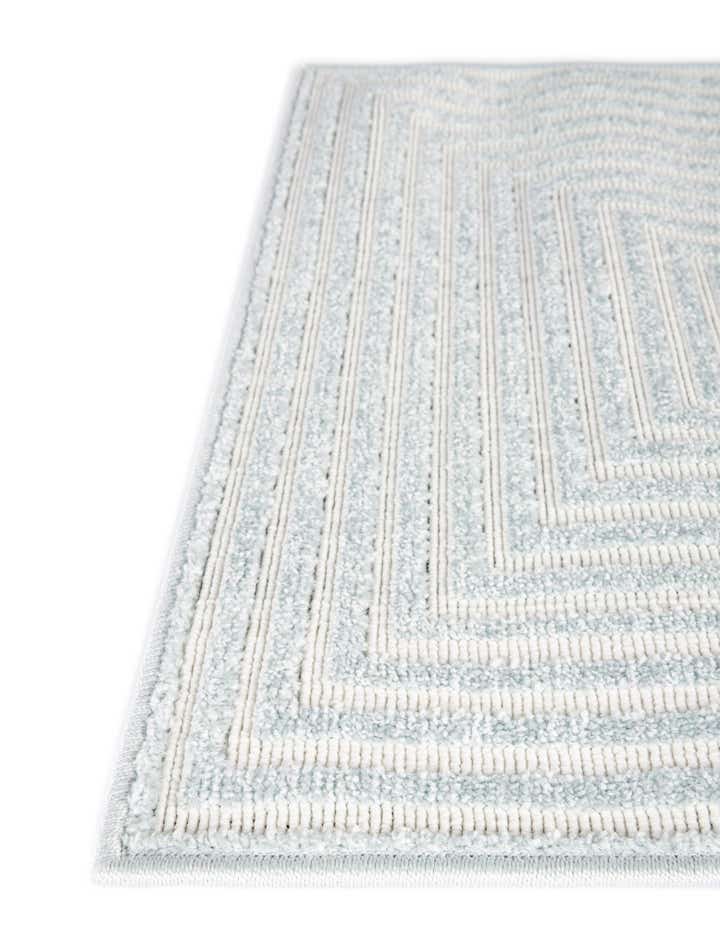 6' x 9' Easy-Clean Sabrina Soto Indoor / Outdoor Rug