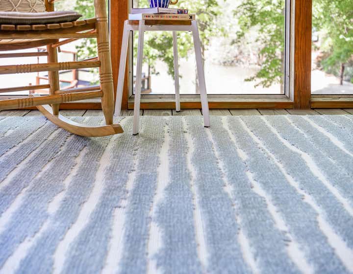 4' x 6' Easy-Clean Sabrina Soto Ola Indoor / Outdoor Rug