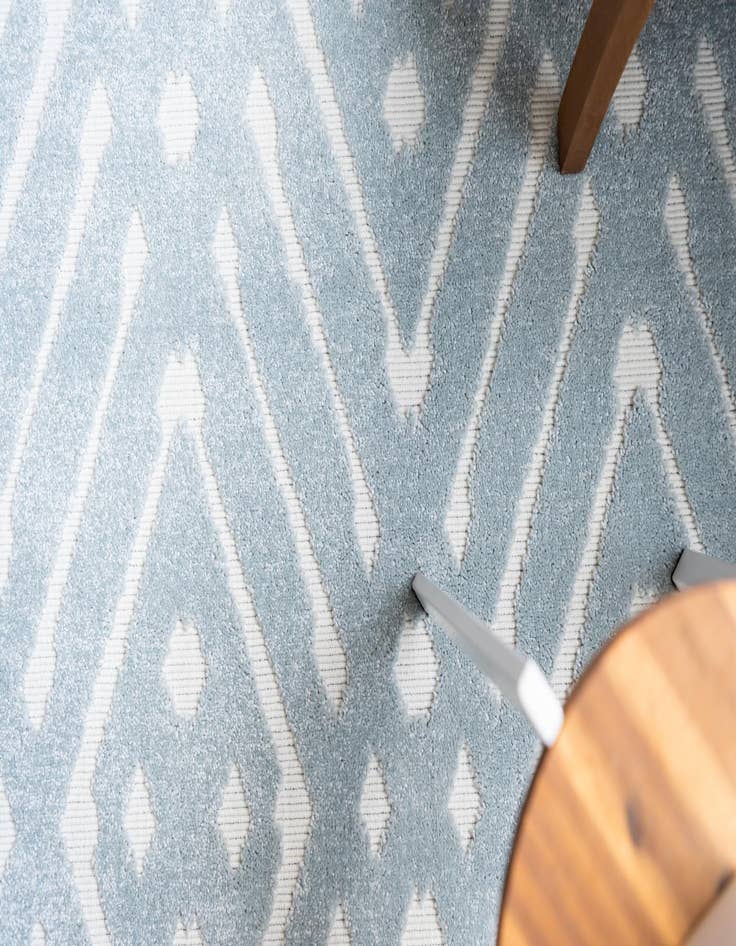 Detail image of 4' x 6' Easy-Clean Sabrina Soto Ella Indoor / Outdoor Rug