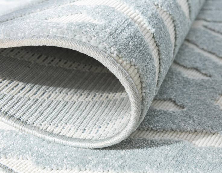 Detail image of 9' x 12' 2 Easy-Clean Sabrina Soto Ella Indoor / Outdoor Rug