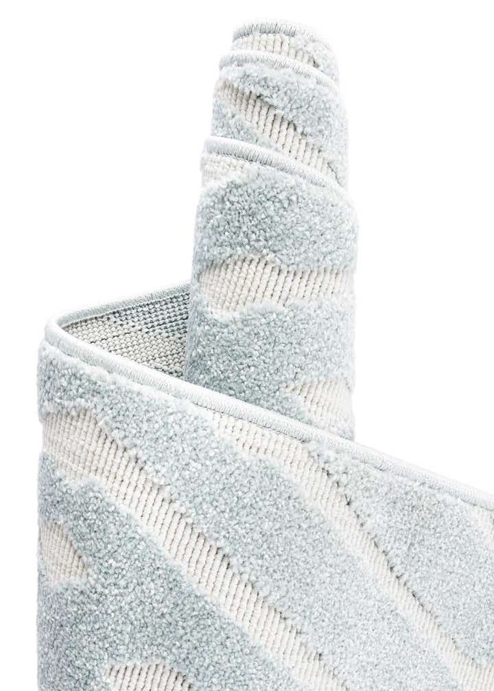 4' x 6' Easy-Clean Sabrina Soto Ella Indoor / Outdoor Rug