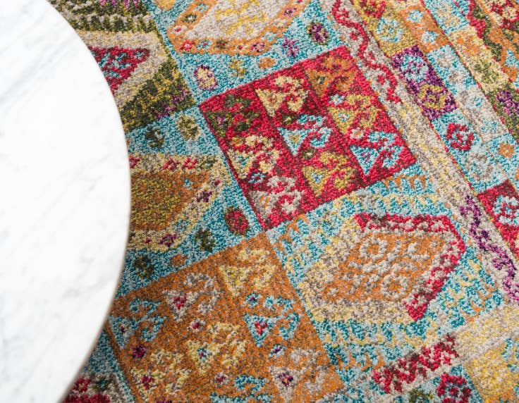Detail image of 7' x 10' Washable Santa Fe Rug