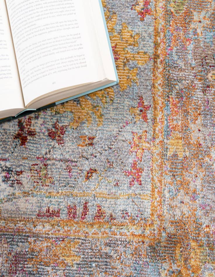 Detail image of 10' x 13' Santiago Rug