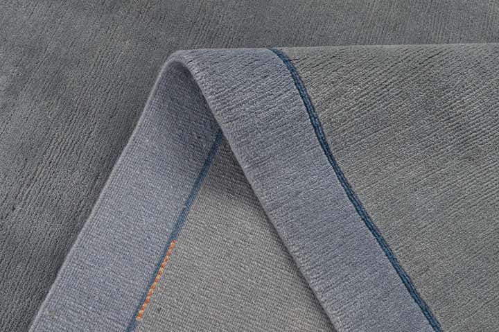 6' 9 x 8' 3 Hand Knotted Tibet Wool Rug