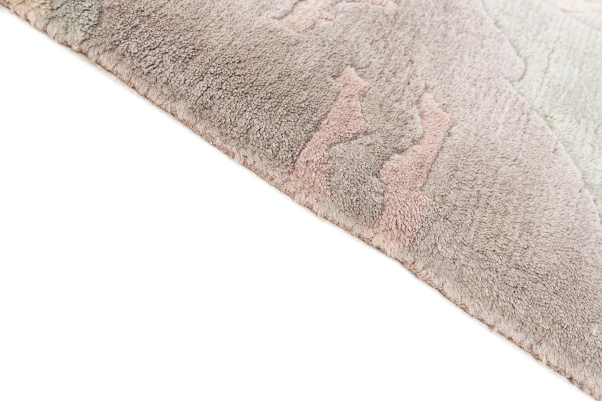 6' 7 x 8' Hand Knotted Tibet Wool Rug
