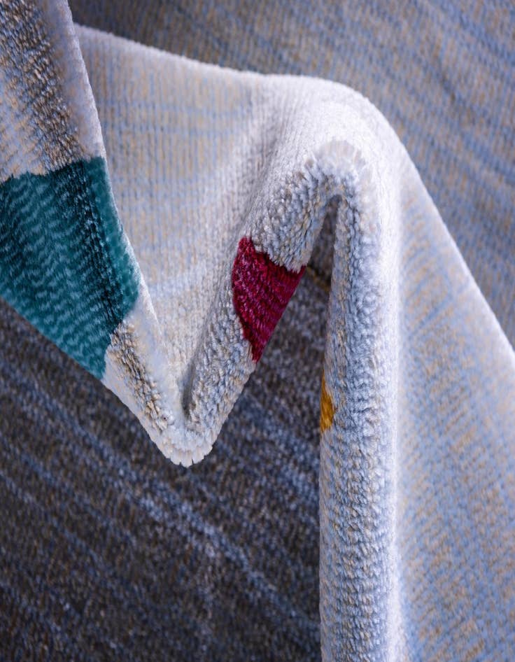 Detail image of 10' x 13' Tribe Rug