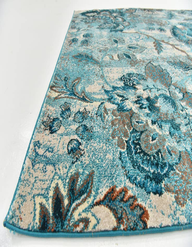 Detail image of 5' 3 x 7' 7 Tuscany Rug