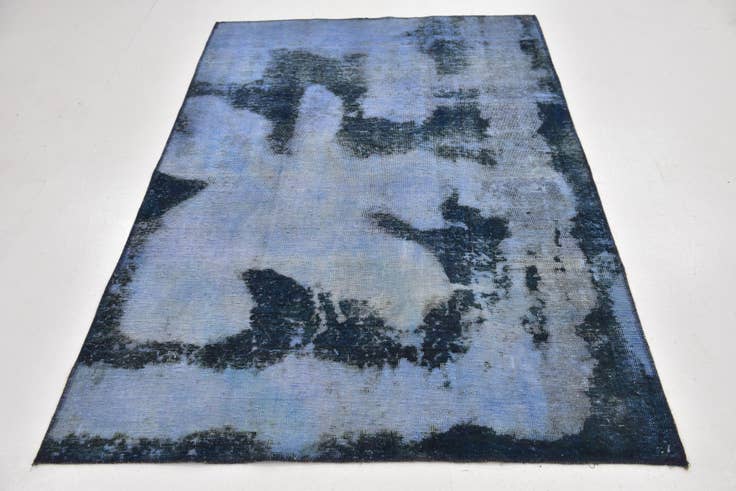 Detail image of 4' 6 x 6' 6 Hand Knotted Ultra Vintage Persian Wool Rug