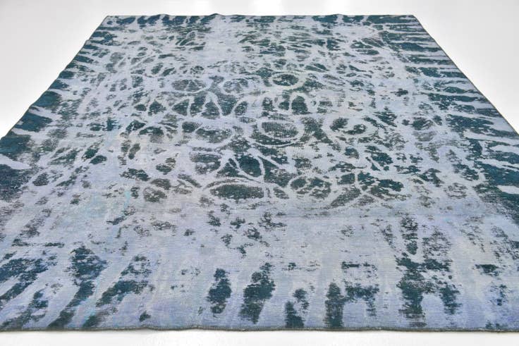 Detail image of 8' 6 x 11' 2 Hand Knotted Ultra Vintage Persian Wool Rug