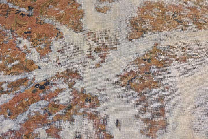 5' 9 x 9' Hand Knotted Ultra Vintage Persian Wool Rug