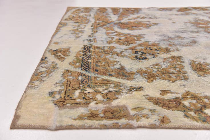 Detail image of 5' 9 x 9' Hand Knotted Ultra Vintage Persian Wool Rug