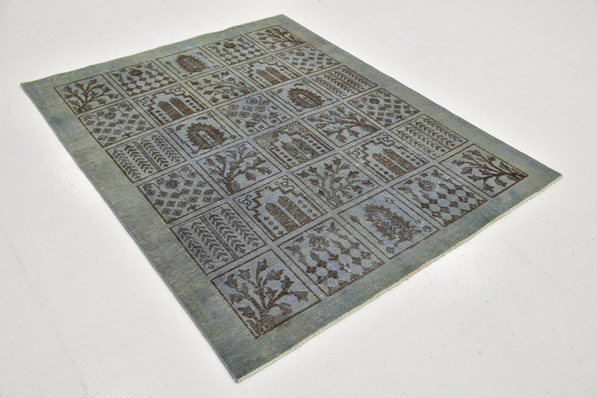4' 6 x 5' 7 Hand Knotted Ultra Vintage Persian Wool Rug