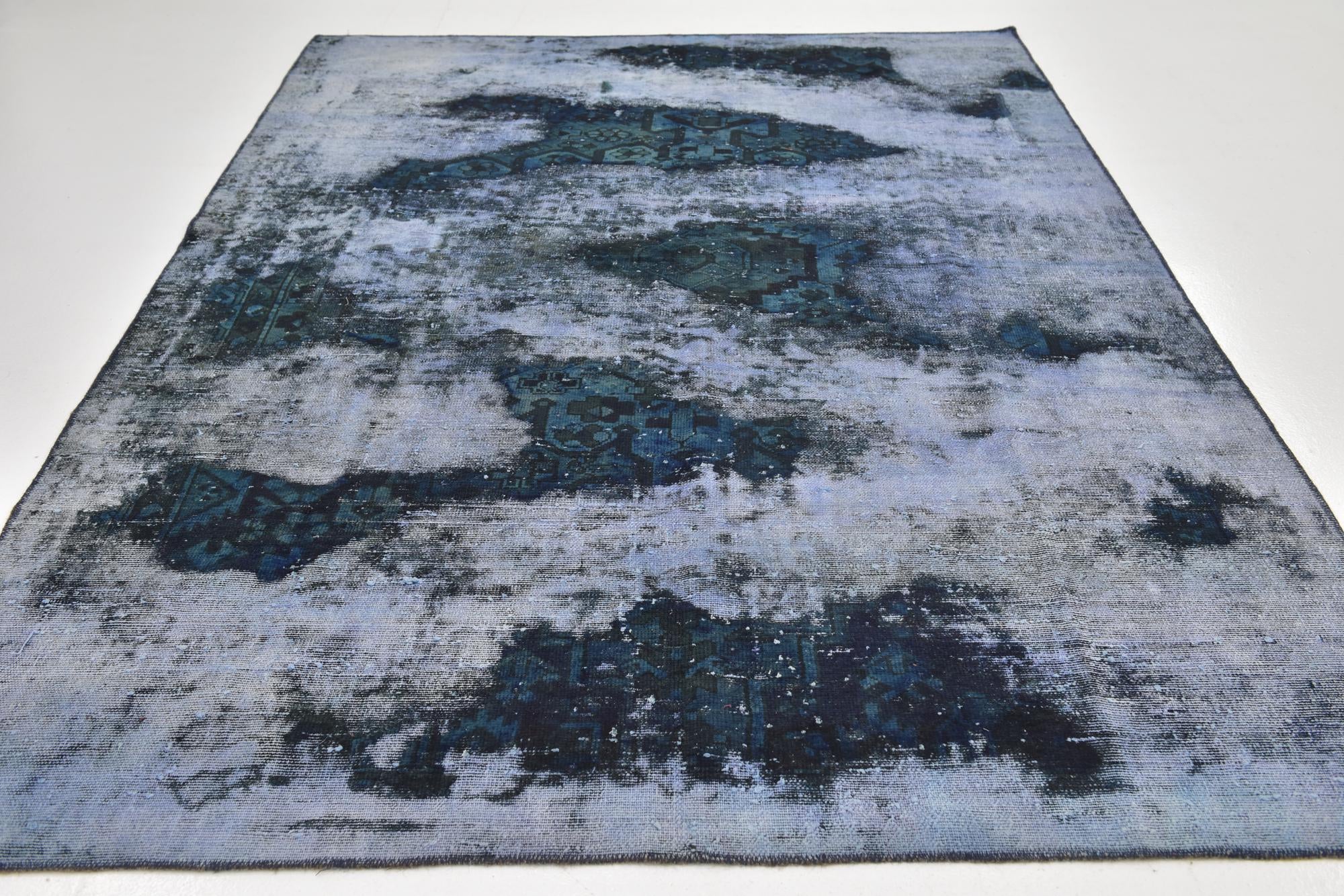 6' 6 x 9' Hand Knotted Ultra Vintage Persian Wool Rug