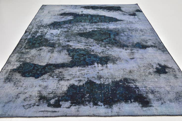 Detail image of 6' 6 x 9' Hand Knotted Ultra Vintage Persian Wool Rug