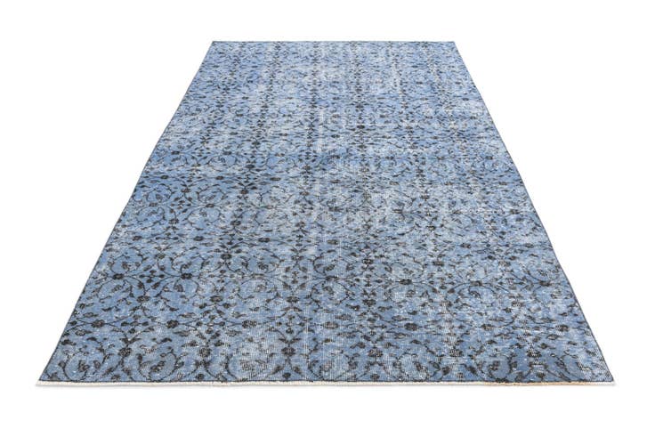 Detail image of 5' 1 x 8' 9 Ultra Vintage Wool Rug