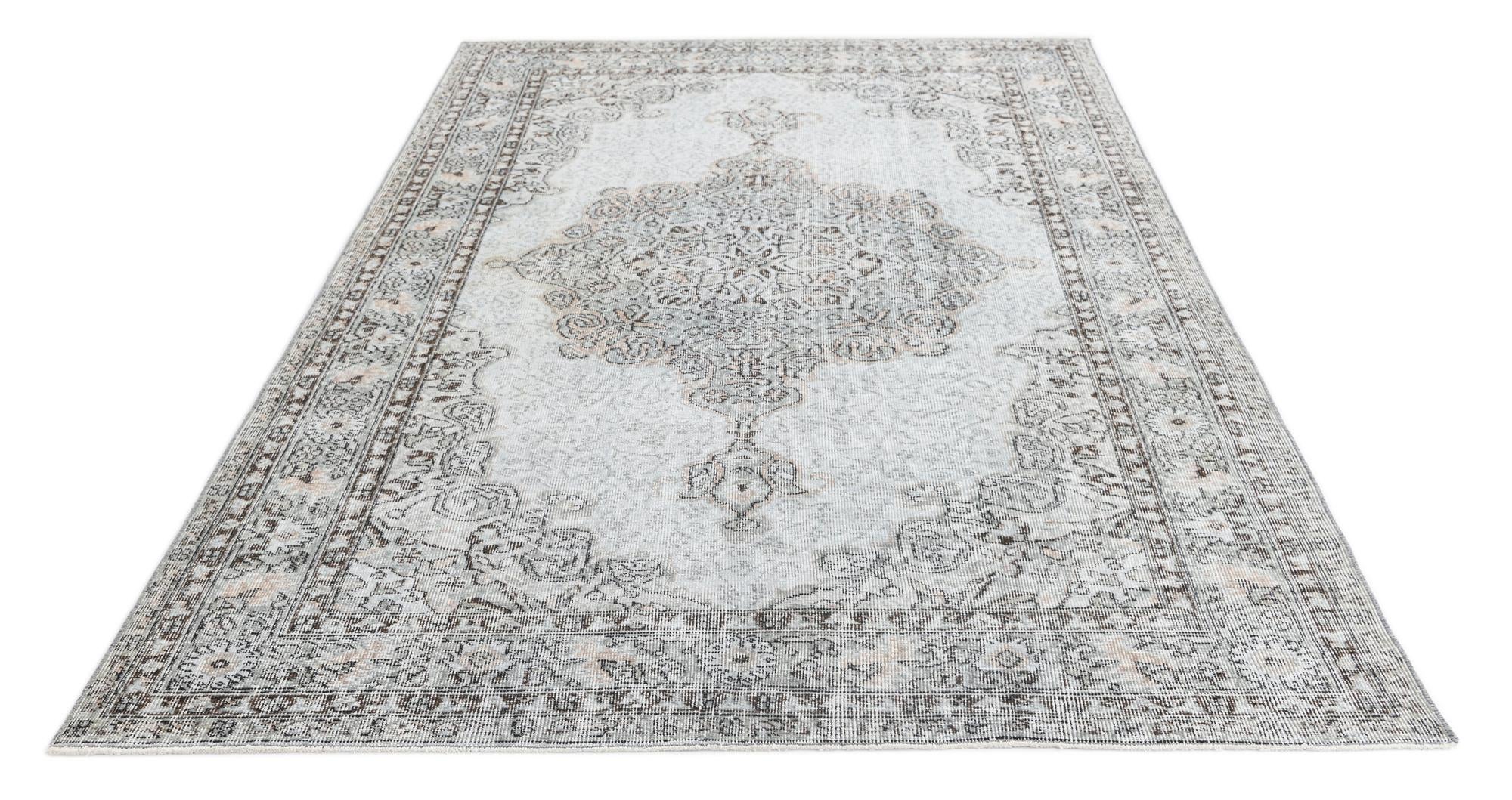 5' 8 x 8' 7 Ultra Vintage Wool Rug