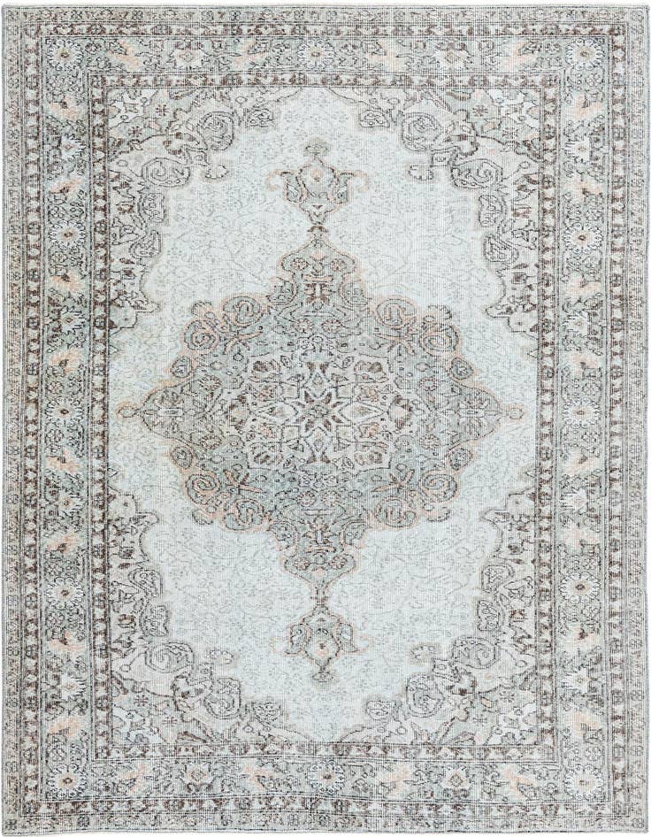 Detail image of 5' 8 x 8' 7 Ultra Vintage Wool Rug