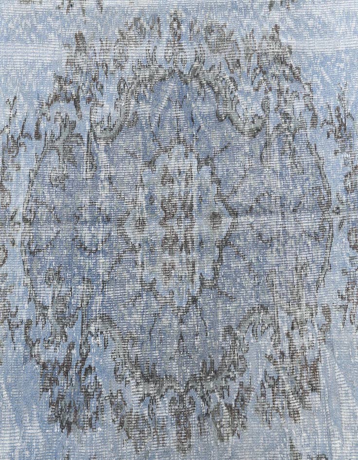 Detail image of 6' 6 x 9' 9 Ultra Vintage Wool Rug