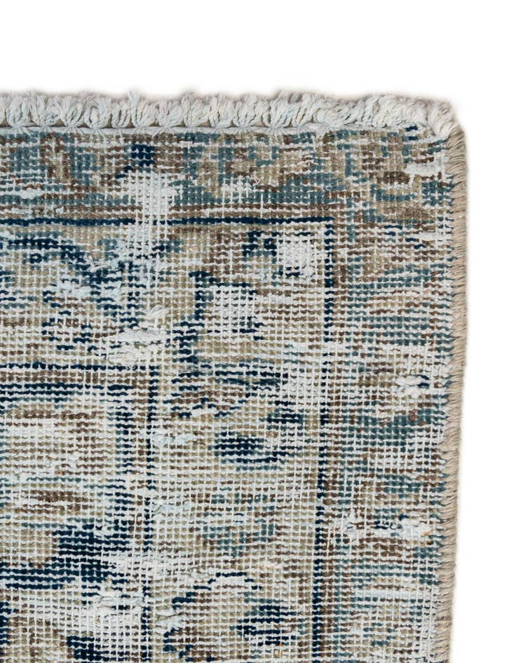 Detail image of 9' 7 x 12' 9  Hand Knotted Ultra Vintage Wool Rug