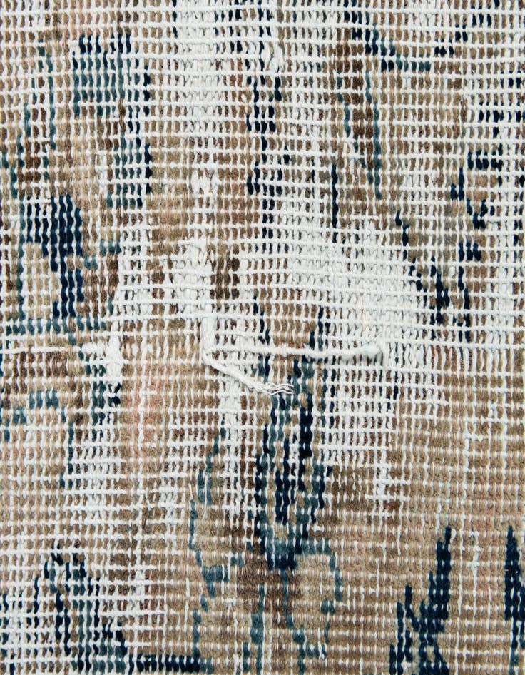 Detail image of 9' 7 x 12' 9  Hand Knotted Ultra Vintage Wool Rug