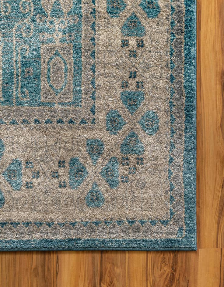 Detail image of 6' x 9' Vienna Rug