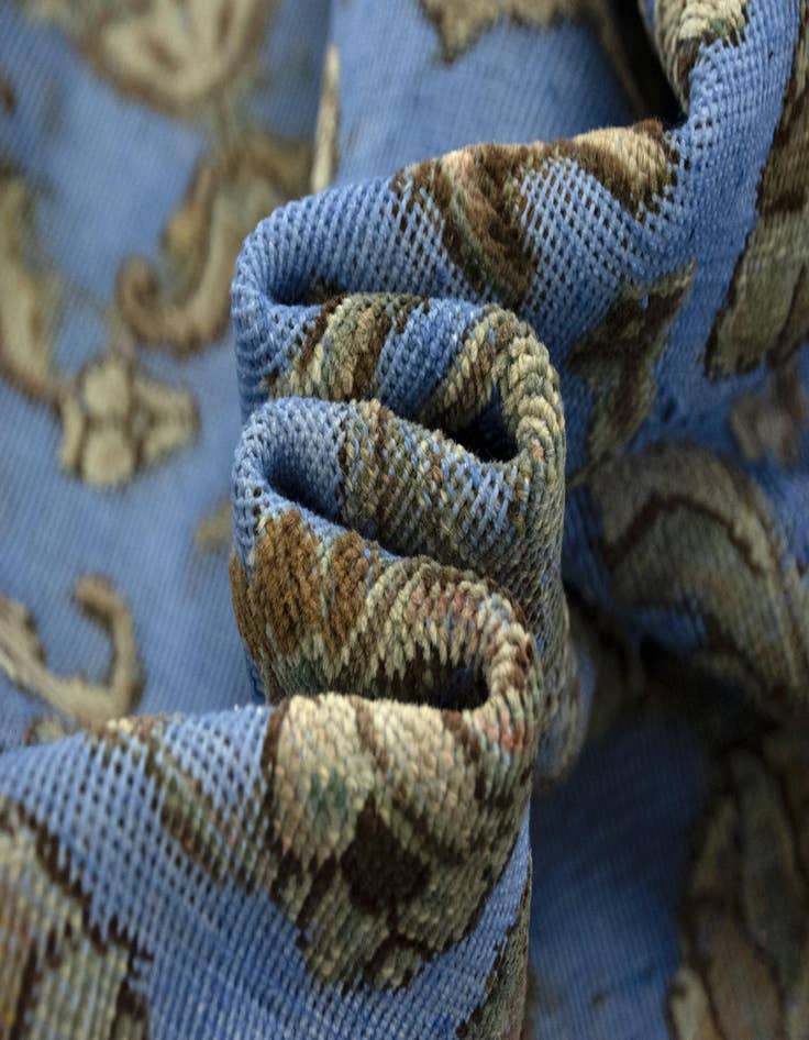 Detail image of 7' 5 x 11' 4 Hand Knotted Vintage Royal Persian Wool Rug