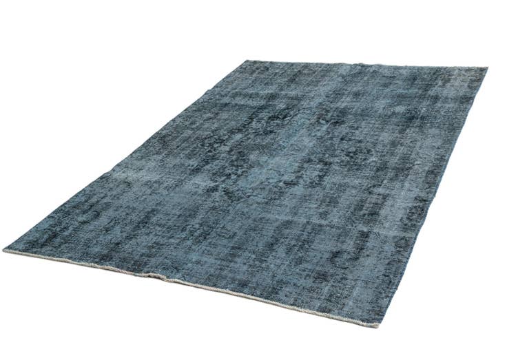 Detail image of 5' 5 x 8' 1 Vintage Rug