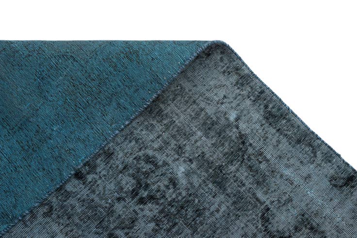 Detail image of 5' 5 x 8' 1 Vintage Rug