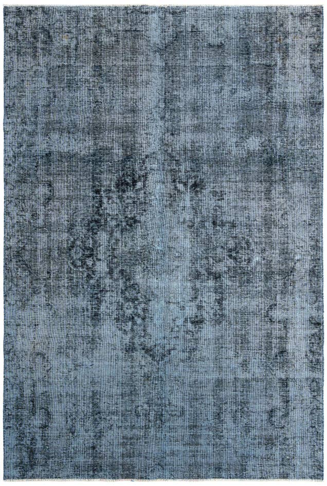 Detail image of 5' 5 x 8' 1 Vintage Rug