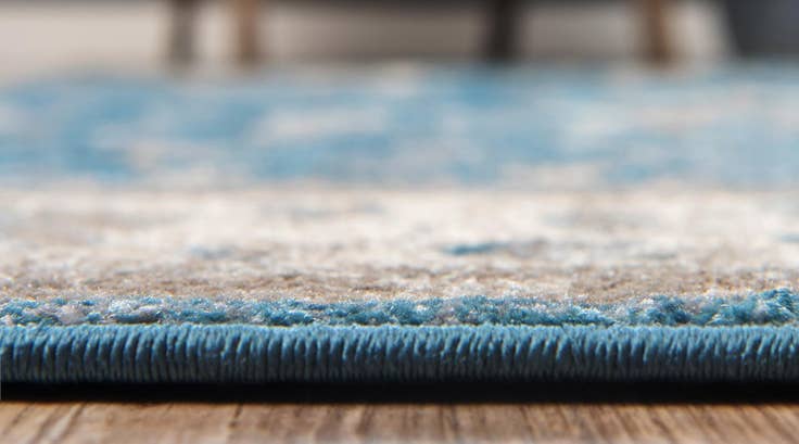 Detail image of 8' x 10' Viola Rug