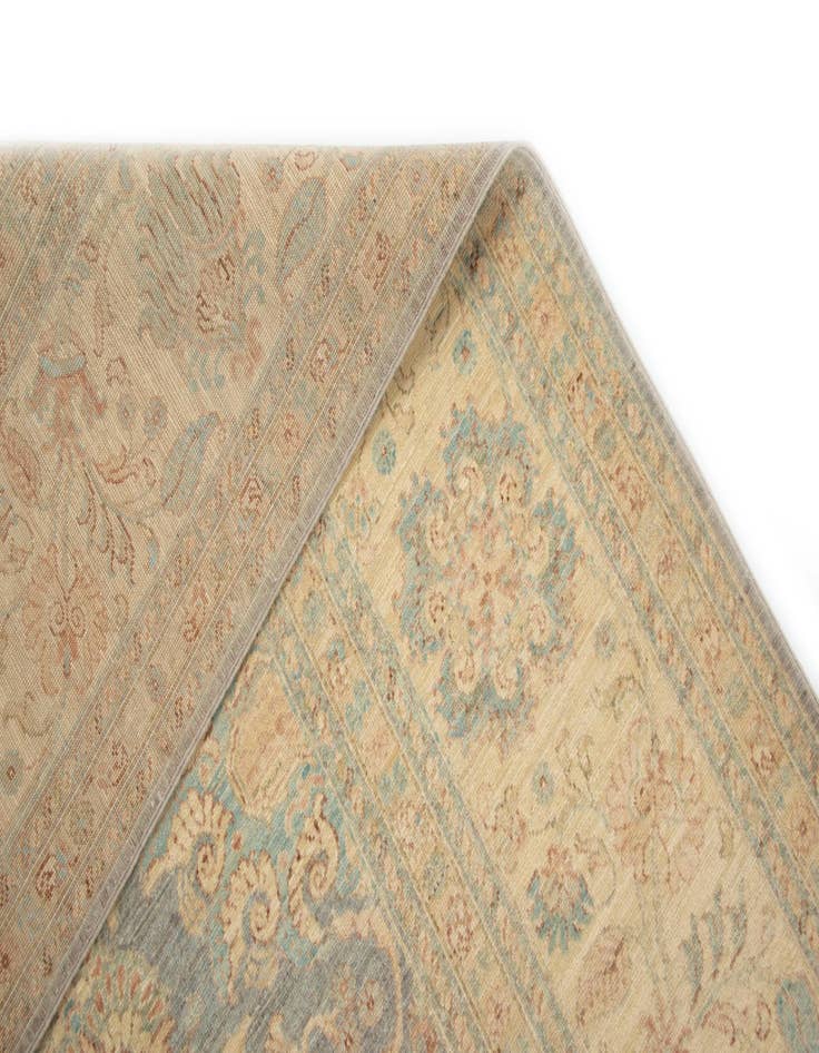 Detail image of 8' 10 x 11' 7 Ziegler Wool Rug