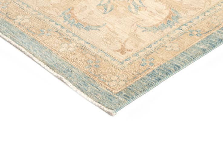 Detail image of 11' 11 x 17' 10 Hand Knotted Ziegler Rug