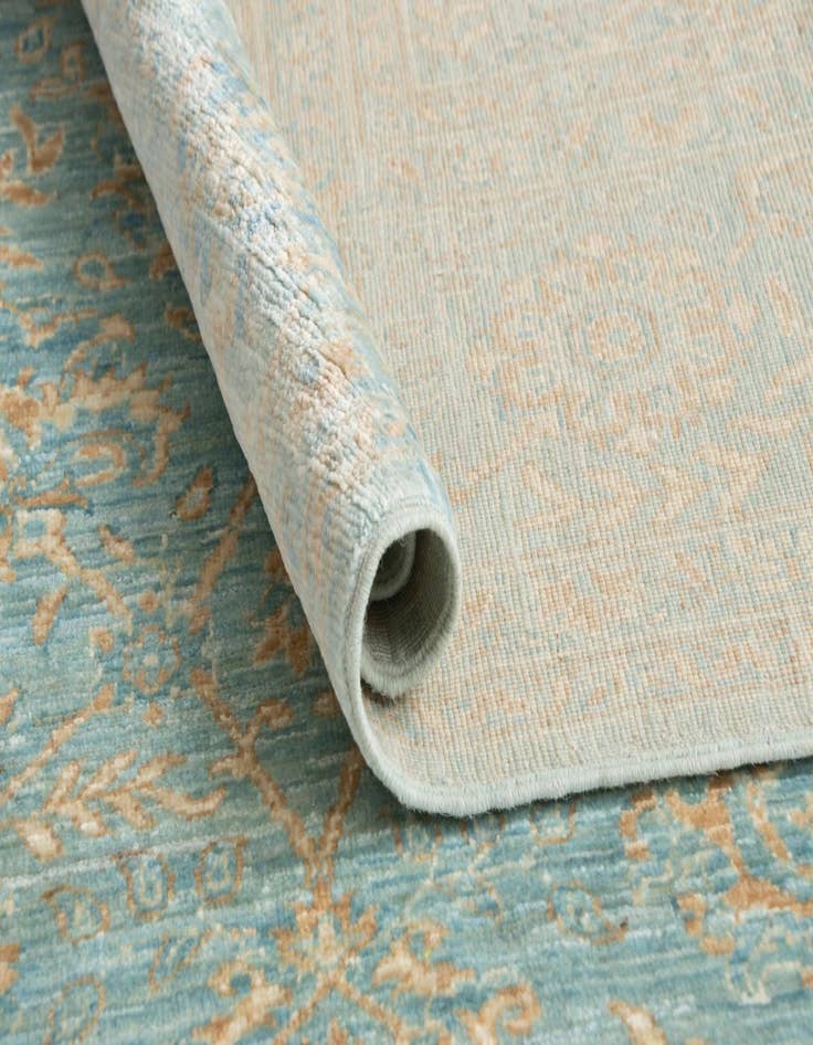 Detail image of 7' 8 x 9' 10  Hand Knotted Ziegler Rug