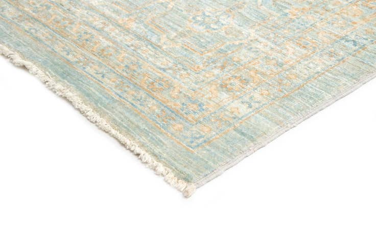 Detail image of 8' 8 x 11' 10 Hand Knotted Ziegler Rug