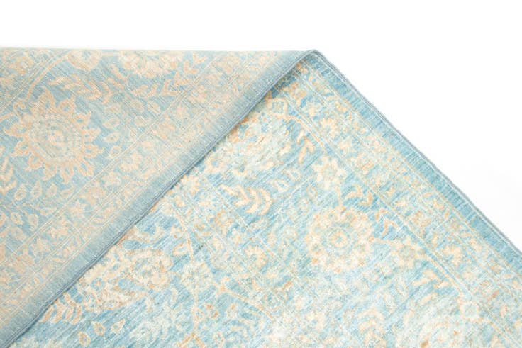 Detail image of 7' 10 x 9' 8 Hand Knotted Ziegler Rug