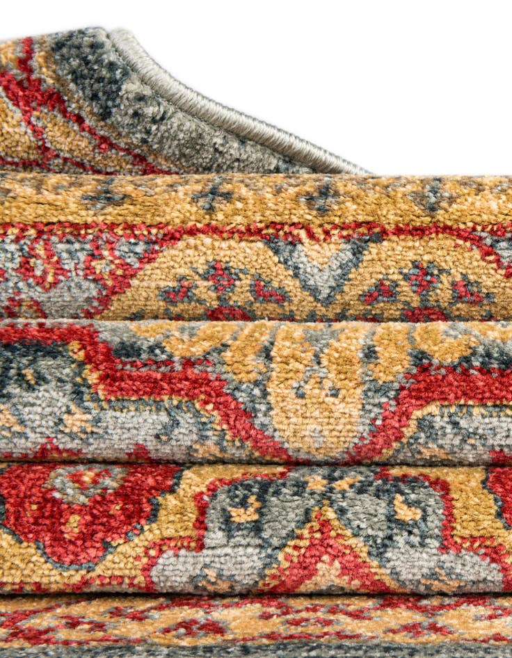 Detail image of 5' x 5' Amina Round Rug