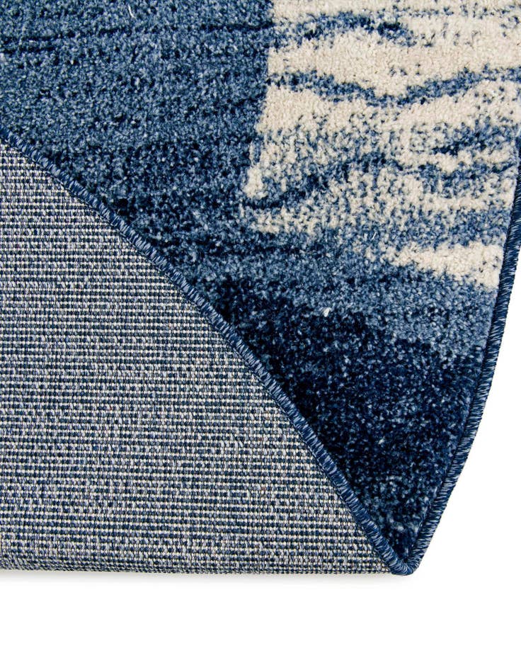 Detail image of 6' x 6' Angelica Round Rug