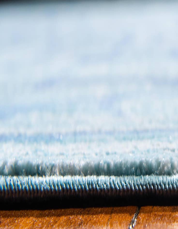 Detail image of 6' x 6' Aqua Round Rug