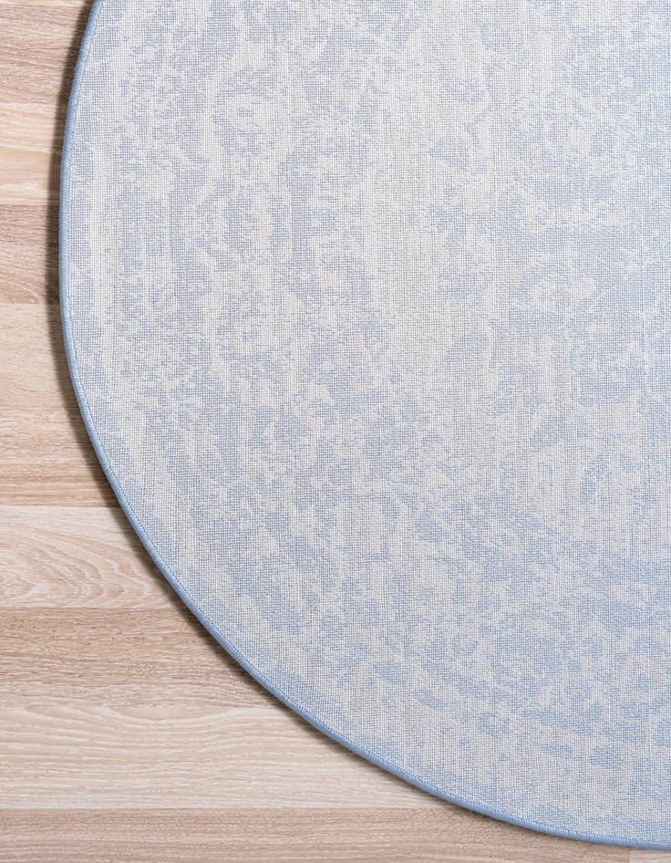 Detail image of 4' x 4' Chesterfield Round Rug