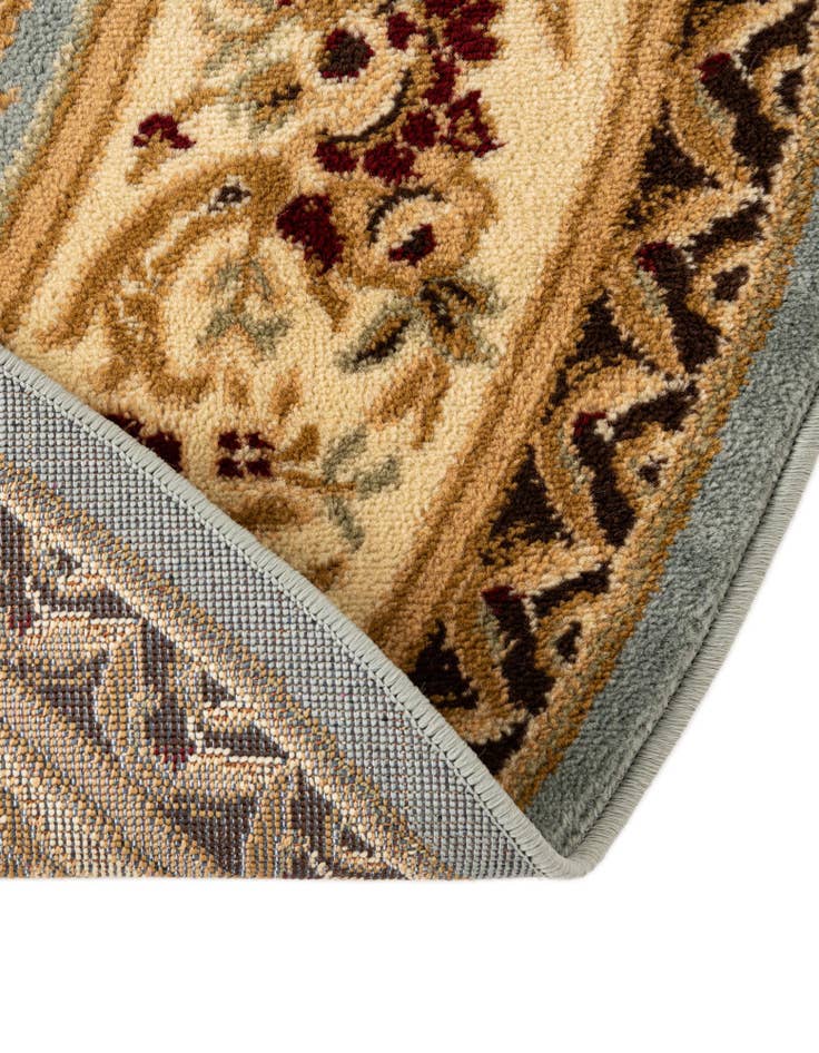 Detail image of 7' 10 x 7' 10 Classic Aubusson Round Rug